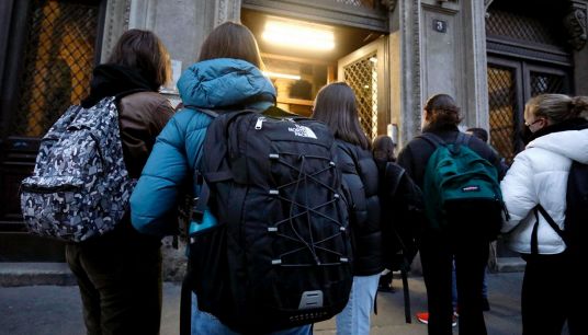 Scuole al freddo da Roma ad Aosta: cosa sta succedendo