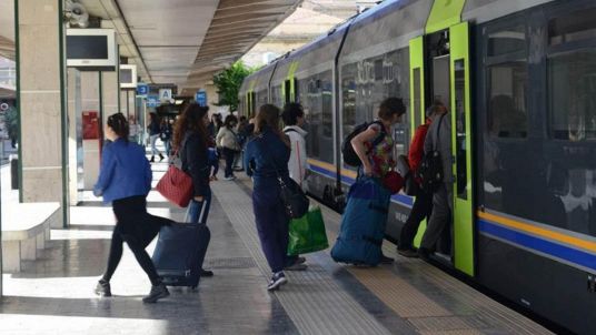 Sicilia Express, "treno dei fuorisede" sold out dopo le polemiche