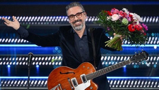 Un cantante di Sanremo 2025 è figlio di una prof