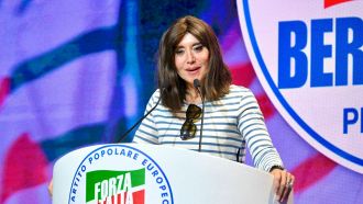 Università, piano della ministra Bernini per attrarre ricercatori