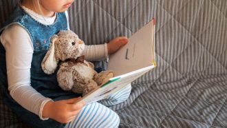 La storia delle sorelline che amano leggere: 40 libri in 4 mesi