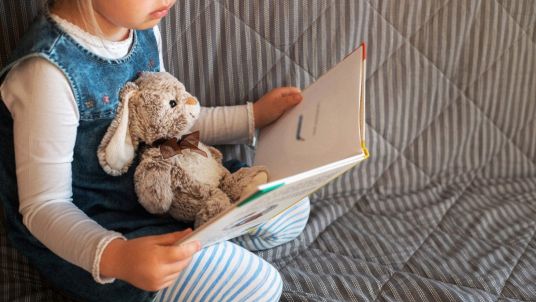 La storia delle sorelline che amano leggere: 40 libri in 4 mesi