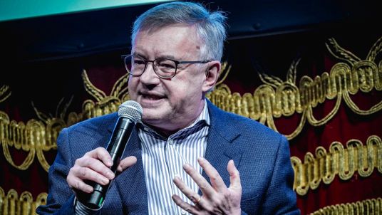Barbero mania al Salone del Libro, in vendita la tesi di laurea