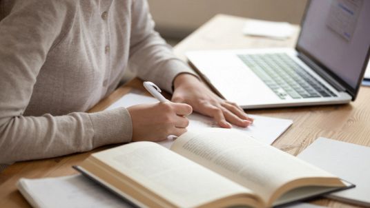 Per la Gen Z la laurea è un titolo superato: cosa preferiscono