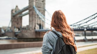 Per gli italiani addio lavoretti a Londra per imparare l'inglese