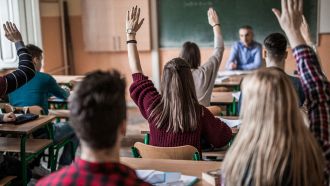 Perché la scuola tradizionale non funziona più (secondo Novara)