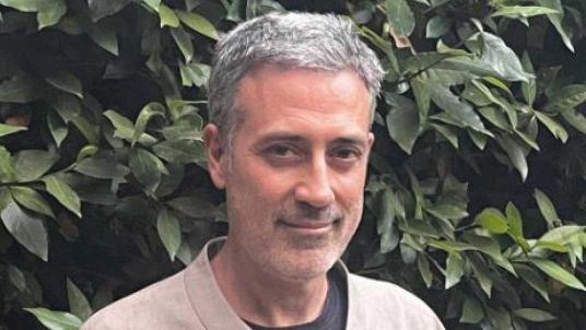 Scrittore italiano Andrea Bajani