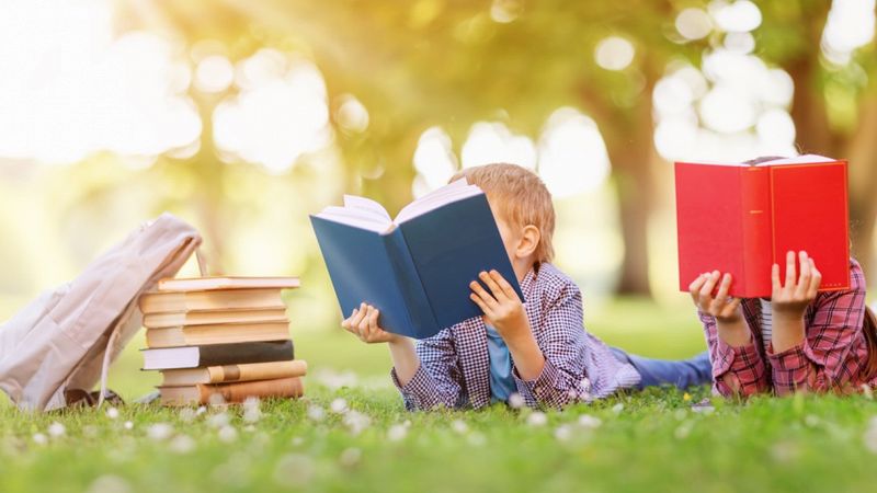 Compiti per le vacanze: la promo Amazon per risparmiare sui libri