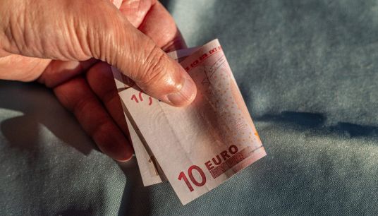 "Paghetta" da 10 euro al mese per i bimbi dai 6 anni: l'idea