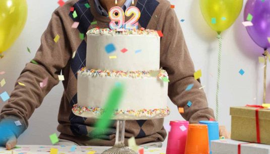 Professore di 92 anni, compleanno