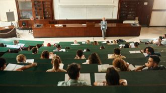Legge rivoluzionaria: niente università per i bulli. Cosa cambia
