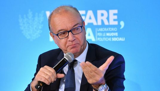 Scuole superiori, Valditara svela le qualifiche più richieste