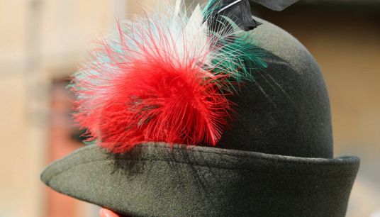 Firmato protocollo tra MIM e alpini, novità per la Maturità 2026