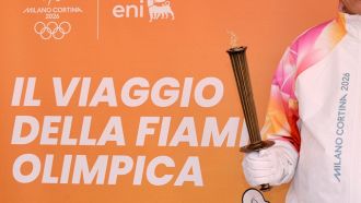 Scuole chiuse a Milano per la Fiamma olimpica: la decisione
