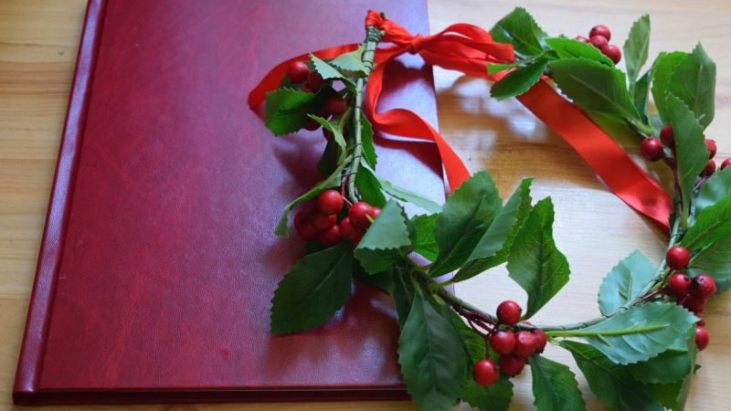 La storia di Andrea che parla solo con gli occhi e si è laureato