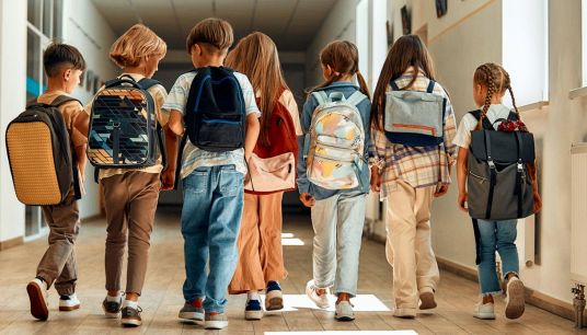 Scuola e socializzazione, l'allarme lanciato da Novara