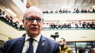 Scuola, il Governo commissaria 4 regioni: cosa è successo