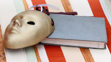 Libri da leggere a Carnevale