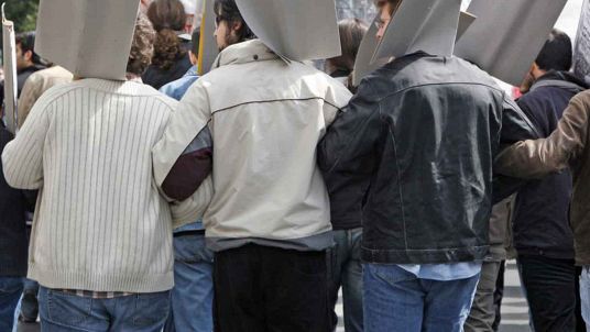 Studenti e studentesse in sciopero