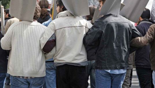 Studenti e studentesse in sciopero