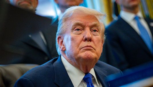 Perché Trump ha chiesto un risarcimento da 1 miliardo ad Harvard