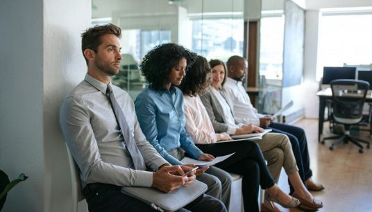 Disoccupazione in calo in Europa: i lavori più richiesti