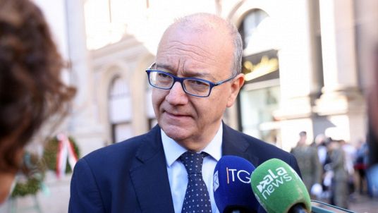 Scuole aperte in estate, Piano 2026 da 300 milioni di Valditara