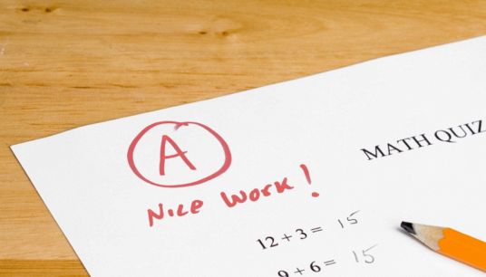 Voti troppo alti: scatta il limite massimo di "A" per classe
