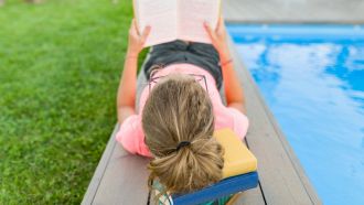 Compiti delle vacanze: l'appello del pediatra ai docenti