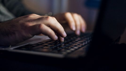 Scoperta del Politecnico di Milano su teorie del complotto online