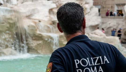 16enne si perde a Roma, i vigili trovano i suoi prof su TikTok