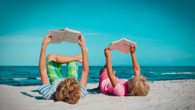 La lista dei libri da leggere a luglio per bambini e ragazzi 2026