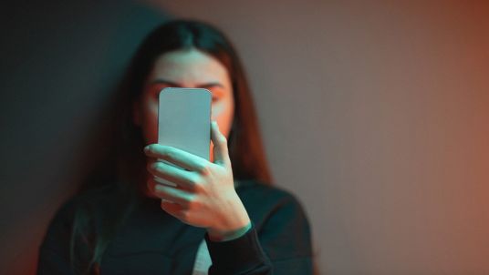 Messaggi d'odio sui social (e non solo) dilaganti tra i giovani europei