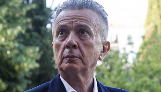 Il cantante Enzo Ghinazzi in arte Pupo alla Maturità