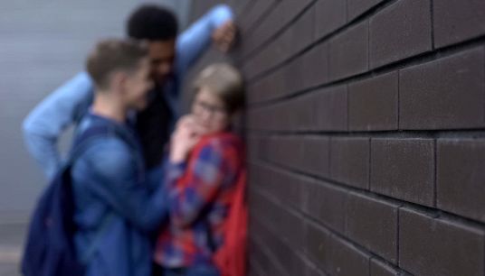 Violenza giovanile a scuola