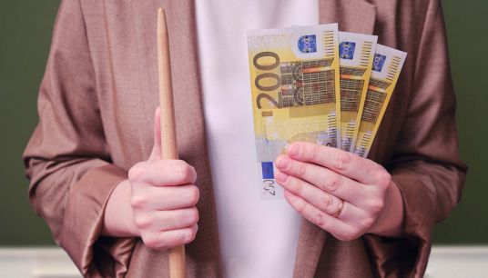 Aumentano gli stipendi degli insegnanti: quanto e la data "x"