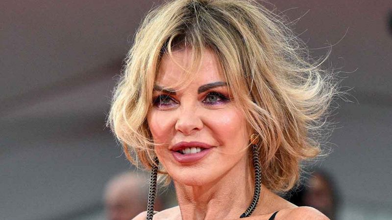 La showgirl Alba Parietti