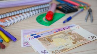 Decreto Scuola, multe ai genitori