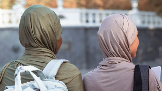 Divieto di velo islamico a scuola: la decisione in Austria