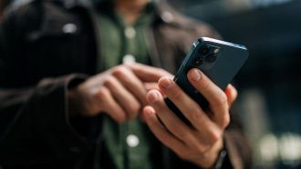 Un preside si è infiltrato nella chat degli studenti