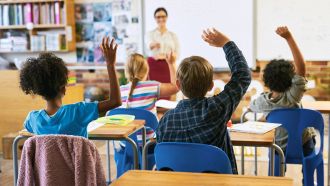 Decreto Scuola, 6 Regioni si oppongono al tetto agli stranieri