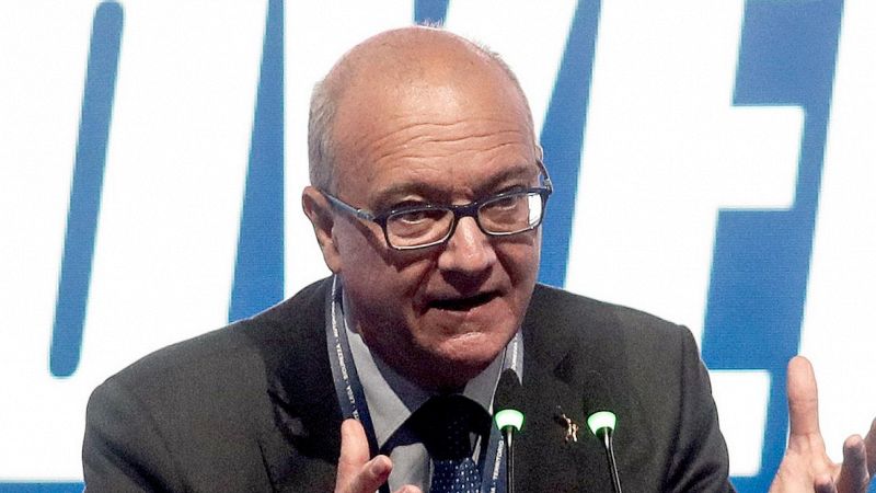 Il ministro Valditara sta per mandare una lettera ai genitori