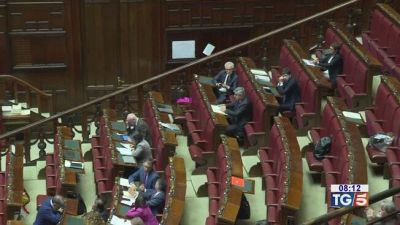 Caso Almasri: in aula lavori sospesi