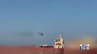 Abbordaggio a nave della "flotta ombra"