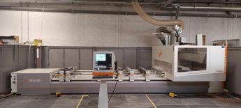 centro di lavoro 5 assi, con software Spazio 3D per progettazioni e realizzazioni perfette