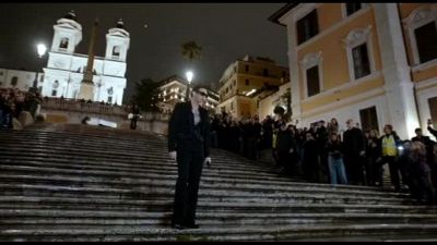 Live show di Achille Lauro a piazza di Spagna a Roma