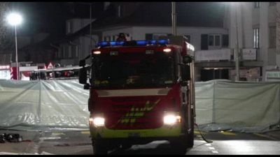 Svizzera, un uomo si dà fuoco su un autobus. Sei morti e 5 feriti