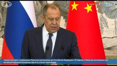 Lavrov: l'occidente mina il mondo con sanzioni illegali
