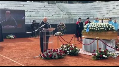 Pietrangeli, la commemorazione come voleva lui: "Se piove rimandiamo"