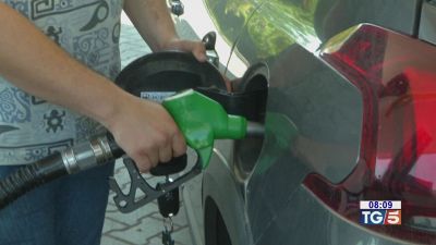 Proroga taglio accise fino al 26 agosto